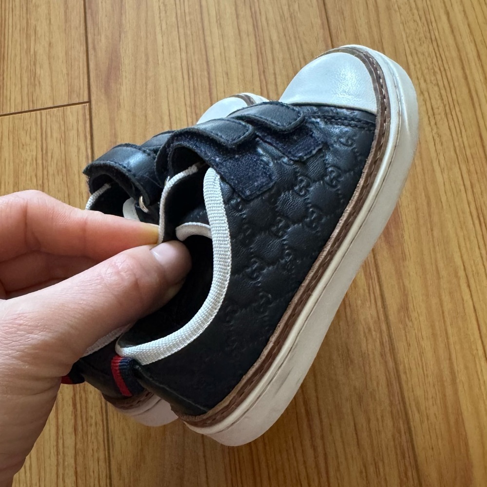 Black and White Quilted Sneakers with Velcro Strap